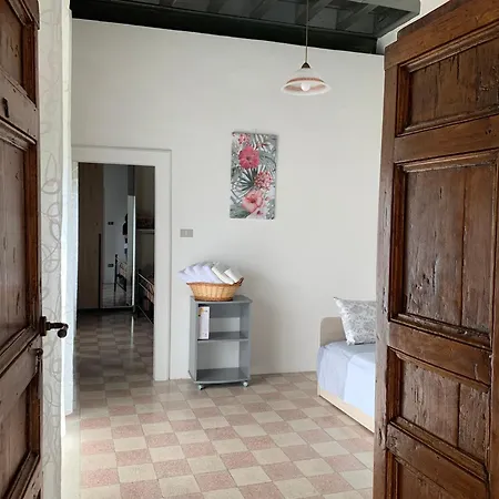 Casa Floridea 公寓 苏尔莫纳